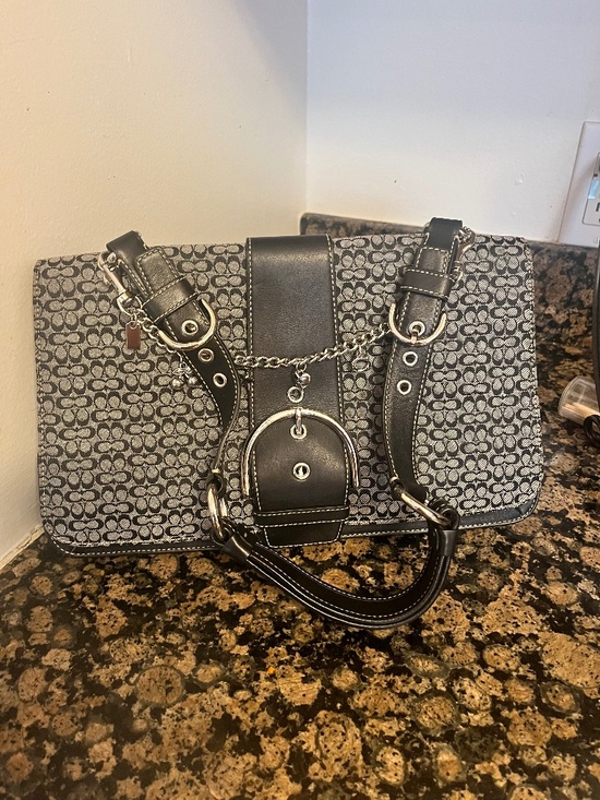Coach Handbags - Coach Kelly Soho